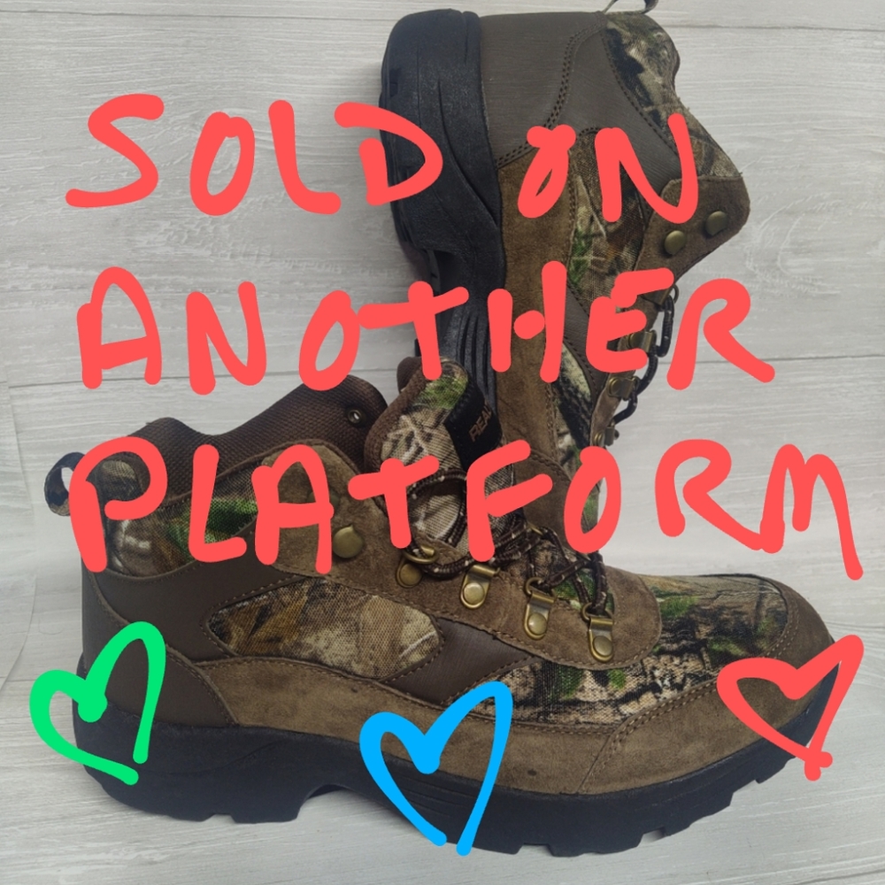 Men's 9.5 Reeltree Hiking Waterproof Boots NWOT , No box.